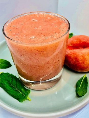 Easy Peach And Raspberry Smoothie