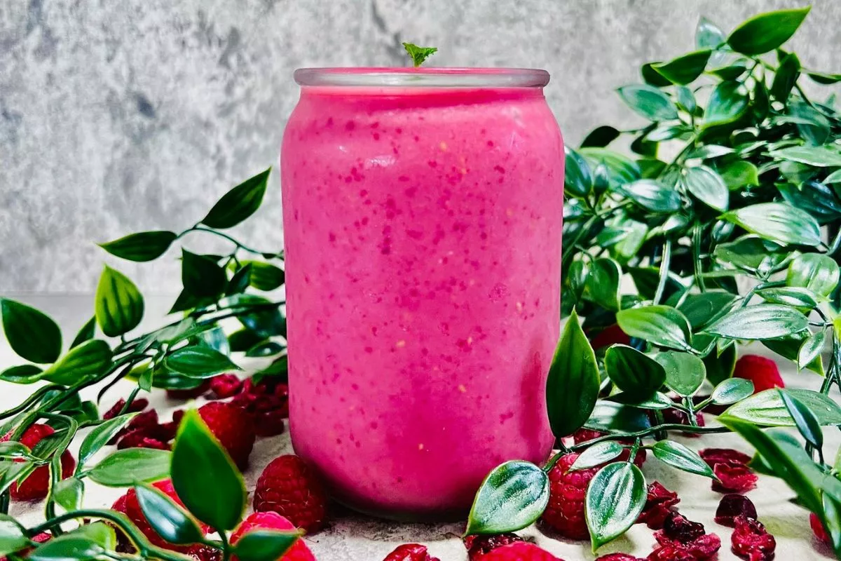 cranberry raspberry smoothie for kidney health