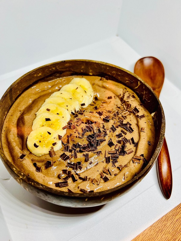 Easy Chocolate Coffee Smoothie Bowl