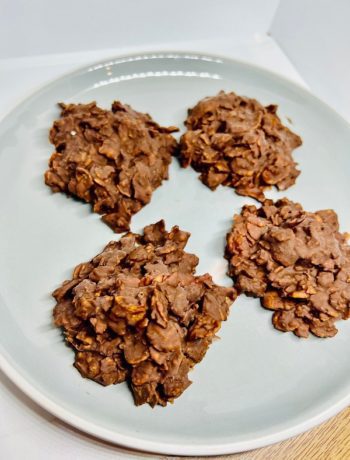 Easy Cornflake Cluster Cookies
