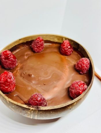 Cherry Chocolate Smoothie Bowl