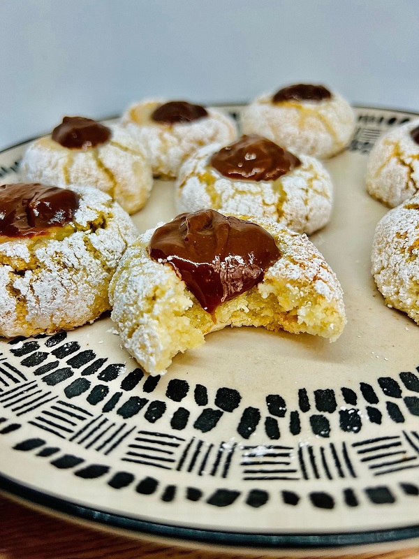 Almond Kisses Cookie Recipe
