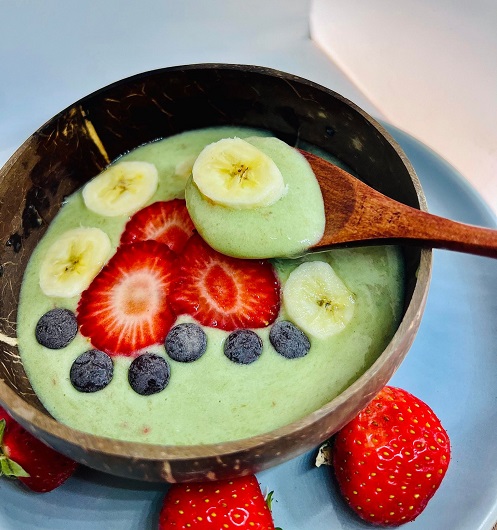 Smooth Mint Smoothie Bowl