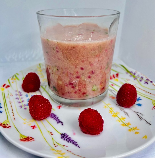 Hand Blender Smoothie (Recipe Included)