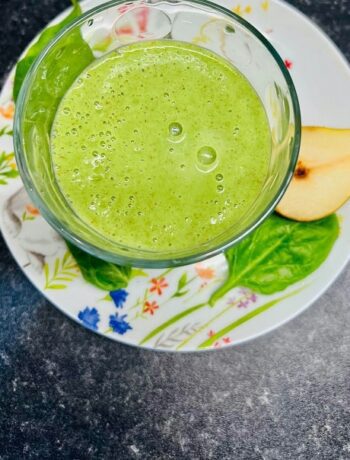 Green Pear Smoothie