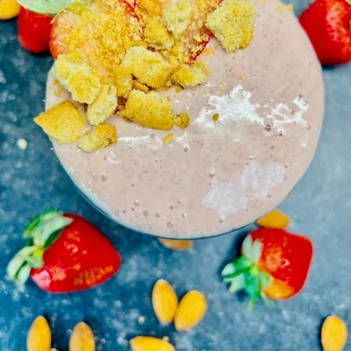 Strawberry And Pineapple Smoothie