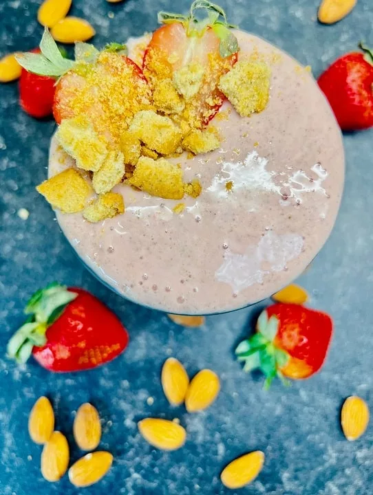 Strawberry And Pineapple Smoothie