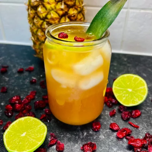 Pineapple And Cranberry Juice