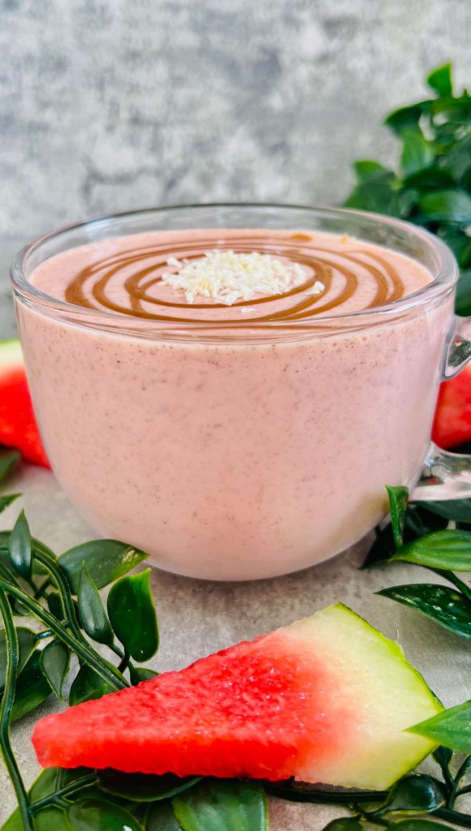 Watermelon Smoothie for Weight Loss served in a round glass cup