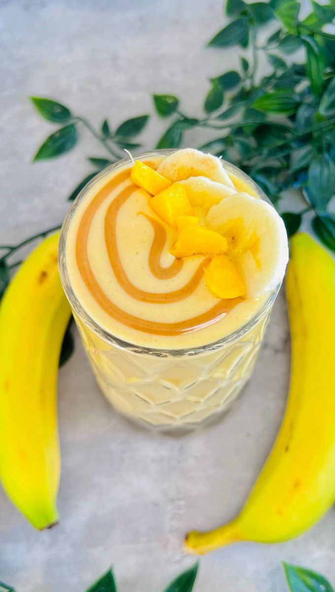 Mango Banana Smoothie
