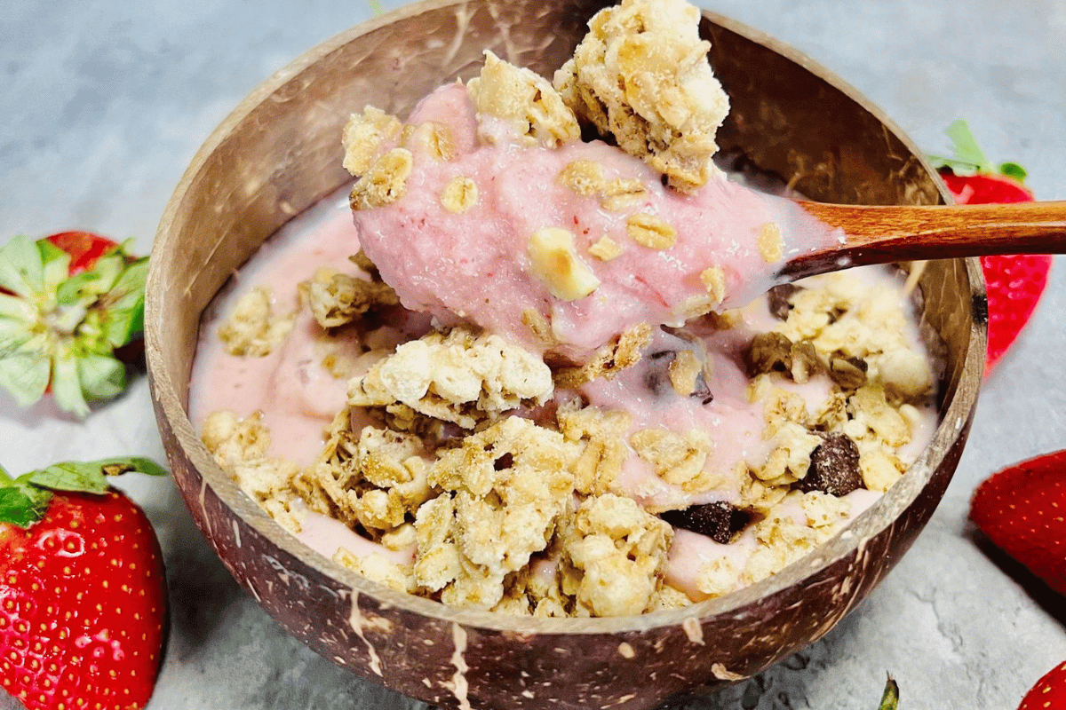 smoothie bowl topped with granola