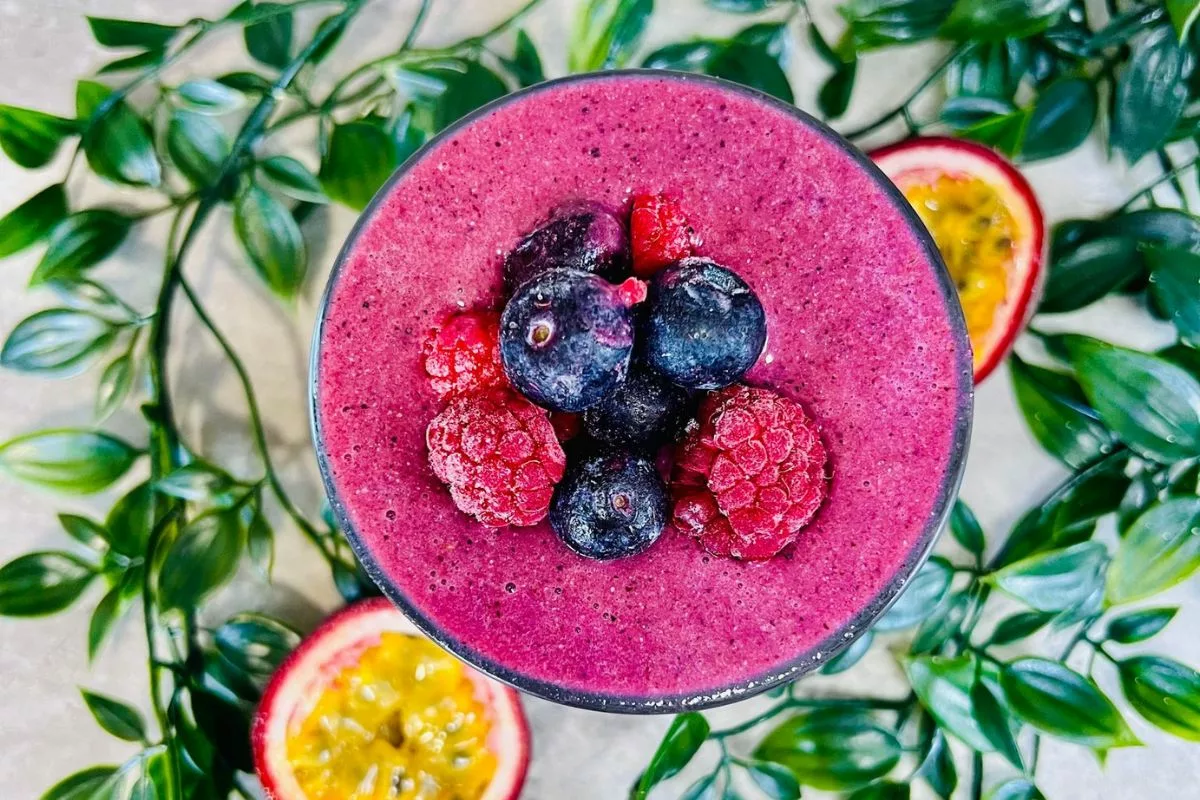 Passion Fruit Berry Smoothie