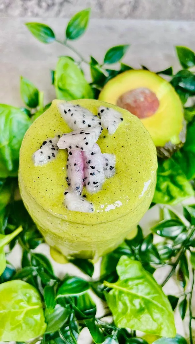 Dragon Fruit Green Smoothie topped with fresh sliced dragon fruit