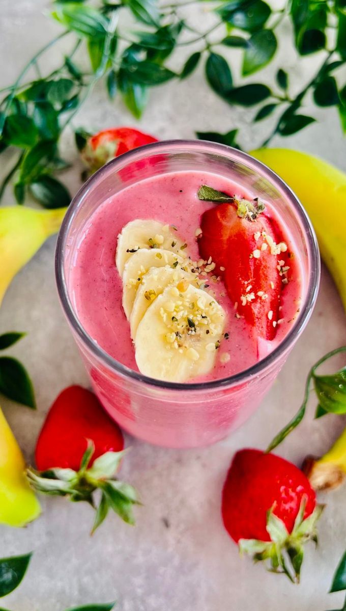Strawberry Banana Weight Loss Smoothie